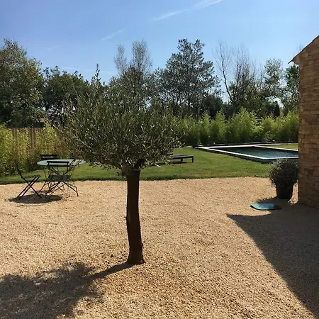 Neuve Et Moderne Avec Piscine A 4*